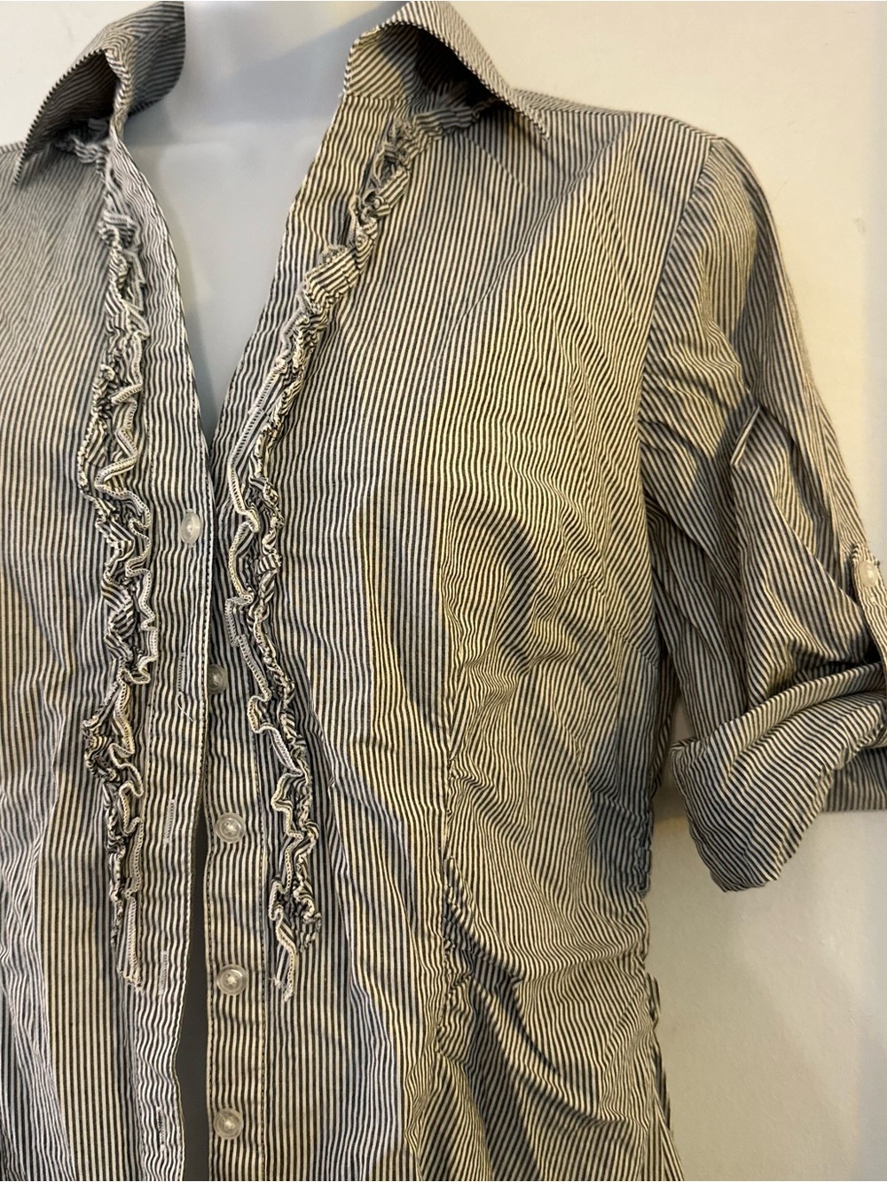 WHBM | Ruffle Front Button-Up Shirt - Picture 2 of 8
